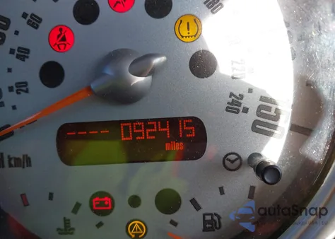 2006 Mini Cooper S from USA, damaged, VIN WMWRE335X6TN25797